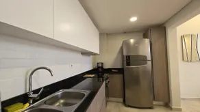Apartment with a pool, a few meters from shopping malls - Image 4