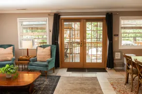 Cozy Getaway in The Flagstaff Pines - Image 5