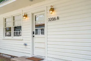Neptune Cottage at The Starlight Motor Inn - Image 2