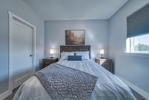 -:- Howdy Hideaway -:- New + Modern 4BR-3BA - Image 5