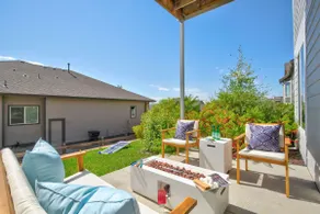 Centrally Located 5BD - Games, BBQ & Firepit Patio - Image 4