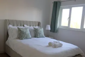 Cosy 4-Bedroom Entire Home - Sleeps 7, Oxford - Image 3