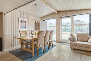 Summer house close to beach and nature - Image 3