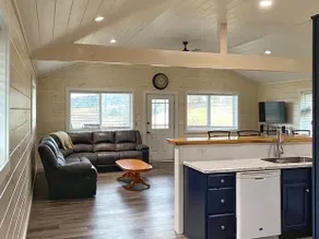 Fieldcrest Cottage - Image 5