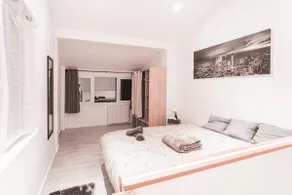 • Refined Duplex 15 min from CDG • - Image 4