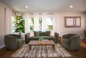 Stylish Escape/Game Room/4 Brs - Image 2