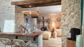 Romantic gite with hot tub in Burgundy - Image 3
