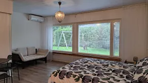 One bedroom in a detached house - Image 3
