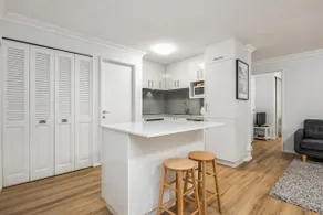 Staywest 18 - Subiaco Village 3 bed 2 bath - Image 5