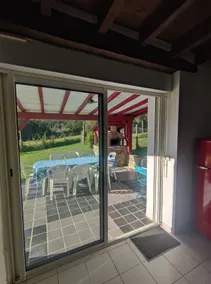 Family home in the Basque Country on the banks of a river - Image 5