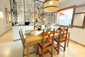 Charming Retreat with Mountain Views La Parata - Image 4