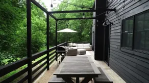 The Creek House: Waterfront with Hot Tub & E-bikes - Image 5