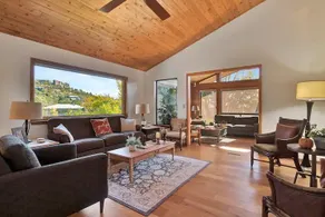 4Bd Sleeps 6-8 Firepit Views 8 min to Whiskey Row! - Image 5