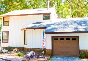 Spacious and Elegant House near Speedway, Concord - Image 5