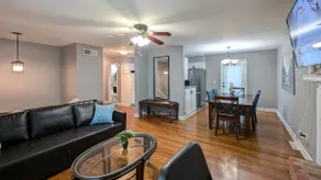 Cozy, quiet retreat in south KC - Image 2