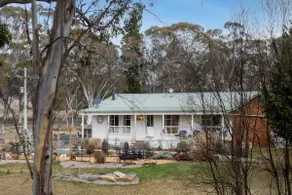 Cooinda, A 3 Bedroom Home Near Mayfield Garden - Image 2