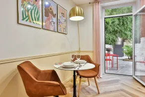 Le Chic & Biscornu | Terrace | Premium | A/C - Image 3