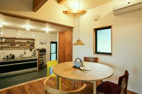 a comfortable inn offering deep relaxation - Image 3