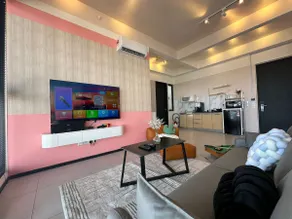 Perfect KTV Set & Netflix 3 Queen Bed Seaview - Image 5