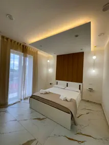 Partenope House 24 - Image 5