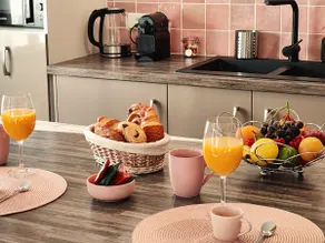 LA BULLE ROMANTIQUE, Suite avec jacuzzi privatif - Image 2