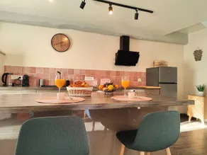 LA BULLE ROMANTIQUE, Suite avec jacuzzi privatif - Image 4