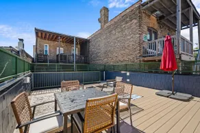 1 BR w/ Rooftop & Wrigley Views! - Image 5
