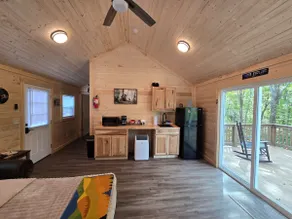 Bigfoot Cottage - Image 5