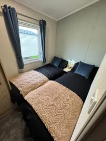 Lyons Winkups Holiday Park Towyn Rhyl 3 Bedroom sleeps Disabled access ramp onto decking area free entertainment Pet friendly beds made up on arrival NEW to the market - Image 5