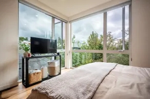 ~Bright & Cozy~ Capitol Hill Studio - Image 2