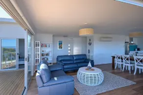 Sandbar Beach House - Image 5