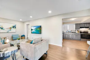 OneNinth-Luxury Downtown Retreat - Image 2