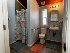 The Sleepy Turtle, with Pool Access! - Image 4