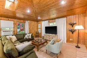New Listing: Lakeside 3 BR Retreat - Image 4
