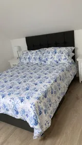 Small House - Image 5