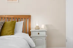 Fable Cottage Luxurious Stay - Image 3