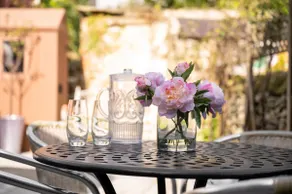 Fable Cottage Luxurious Stay - Image 4
