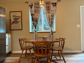 Cozy Country Cottage. - Image 2