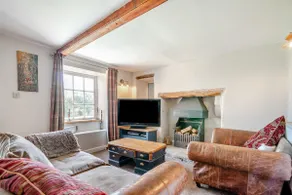 5 bedroom Farm House - Image 4