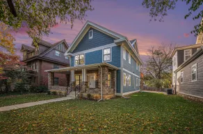 Entire Duplex (2 Units) in Midtown 6 bds, 6 Bths - Image 4