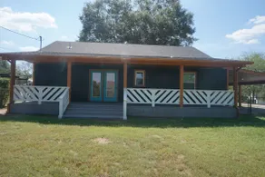 Modern lodge style. Sleeps 8 + Large Outdoor Space - Image 3