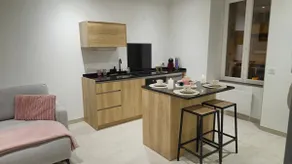 Luxurious apartment near the city center - Image 5