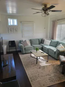 Cute Cozy Home - Image 4