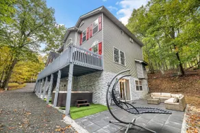 Lakewalk Home, 5 BRM, Hot Tub, Game Room, Grill! - Image 5