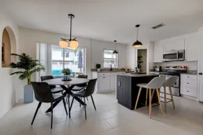 Clean, Bright Home For Up To 12! - Image 3