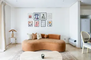Luxury Eagle Hills Apartment - Best location - Image 3
