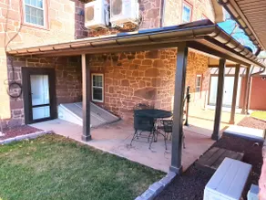 Swartzville Manor - Image 3