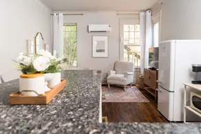 Boutique 1 BR at Park Place - Image 2