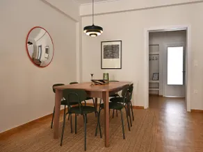 Newly Renovated 3 b/r Premium Sanctuary! - Image 3