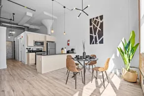 Signature Rustic 2BR Near NYC: Pets, Gym & Parking - Image 2